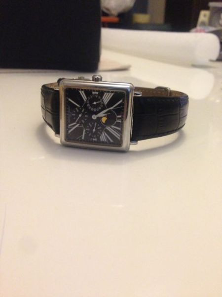 frederique constant square